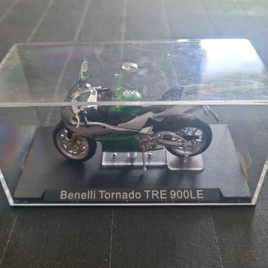 Benelli Tornado TRE 900 LE , 1/43 ème métal et plastique Altaya