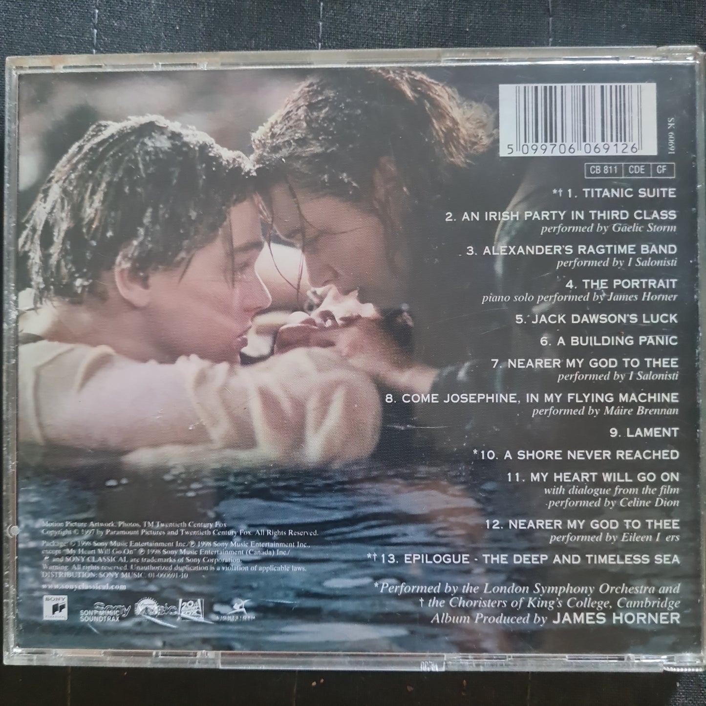 Back to TITANIC cd musique occasion originale music composed and conducteur by James Hörner 5099706069126