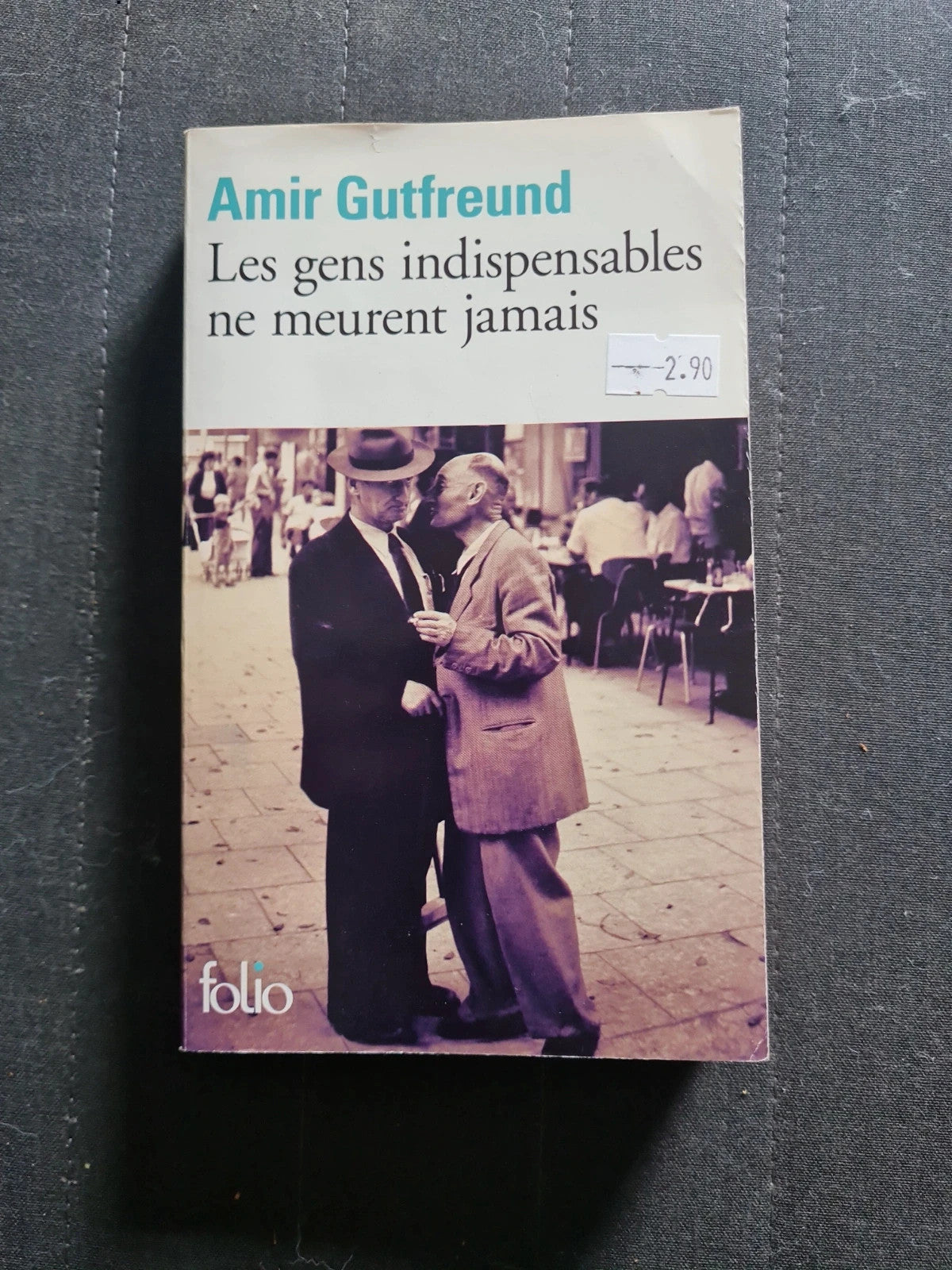 Les gens indispensables ne meurent jamais, Amir Gutfreund, Katherine Werchowski