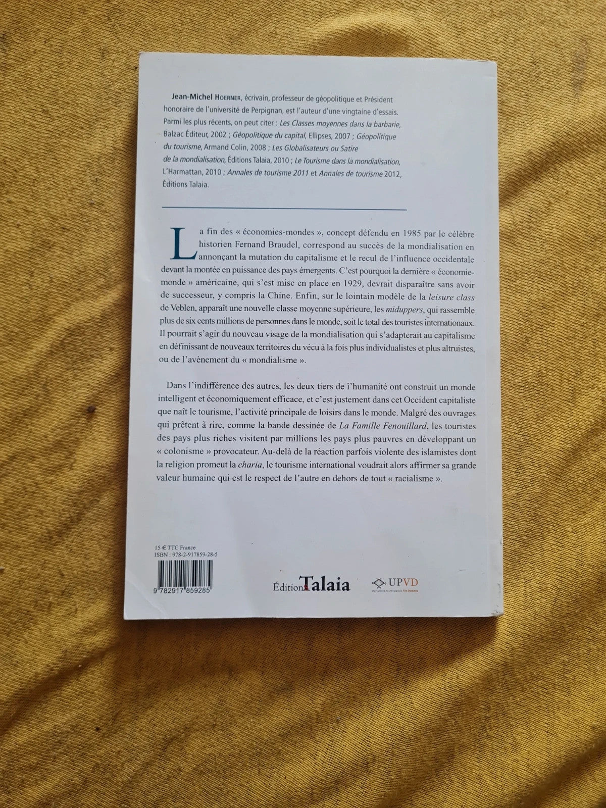 La fin des 《économies-mondes》et l'avènement des classes moyennes supérieures