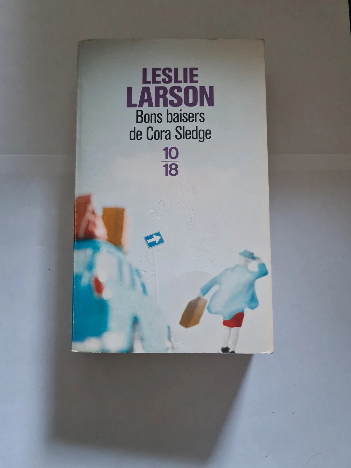 Bons baisers de Cora Sledge , Leslie Larson