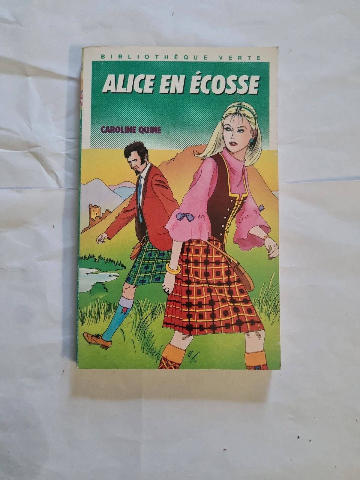 Alice en Ecosse , Caroline Quine