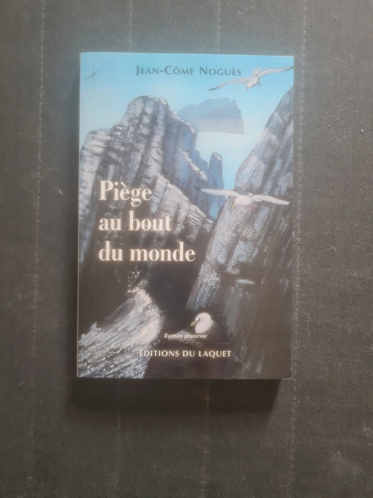 Piège au bout du monde, Jean Côme Noguès