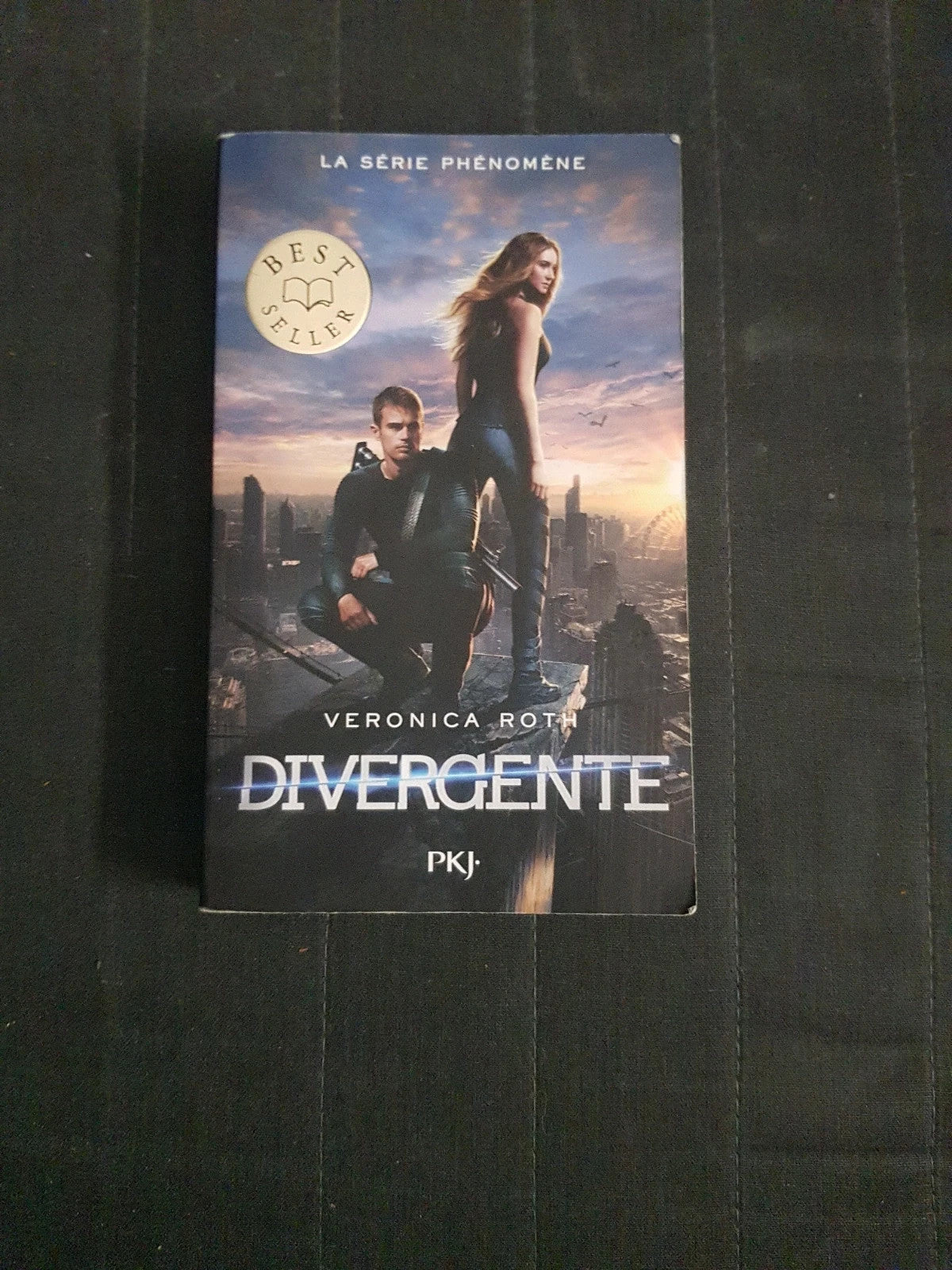 Divergente,  Véronica Roth , Pkj